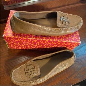 Tory Burch Lowell 2 Driver, Size 9.5